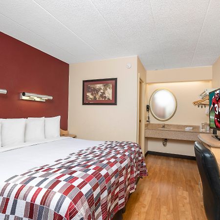 Red Roof Inn Detroit - Roseville St Clair Shores Exterior foto